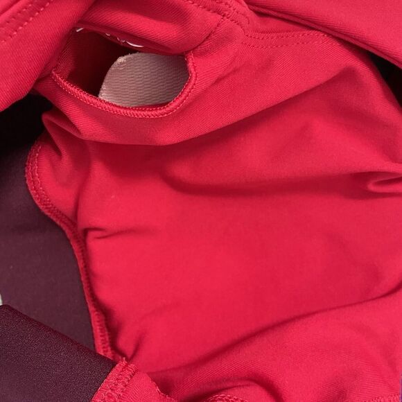 FABLETICS Womens All Day Every Day Bra II EUC Sz XL Red Contrast Straps Stretch - Picture 8 of 8